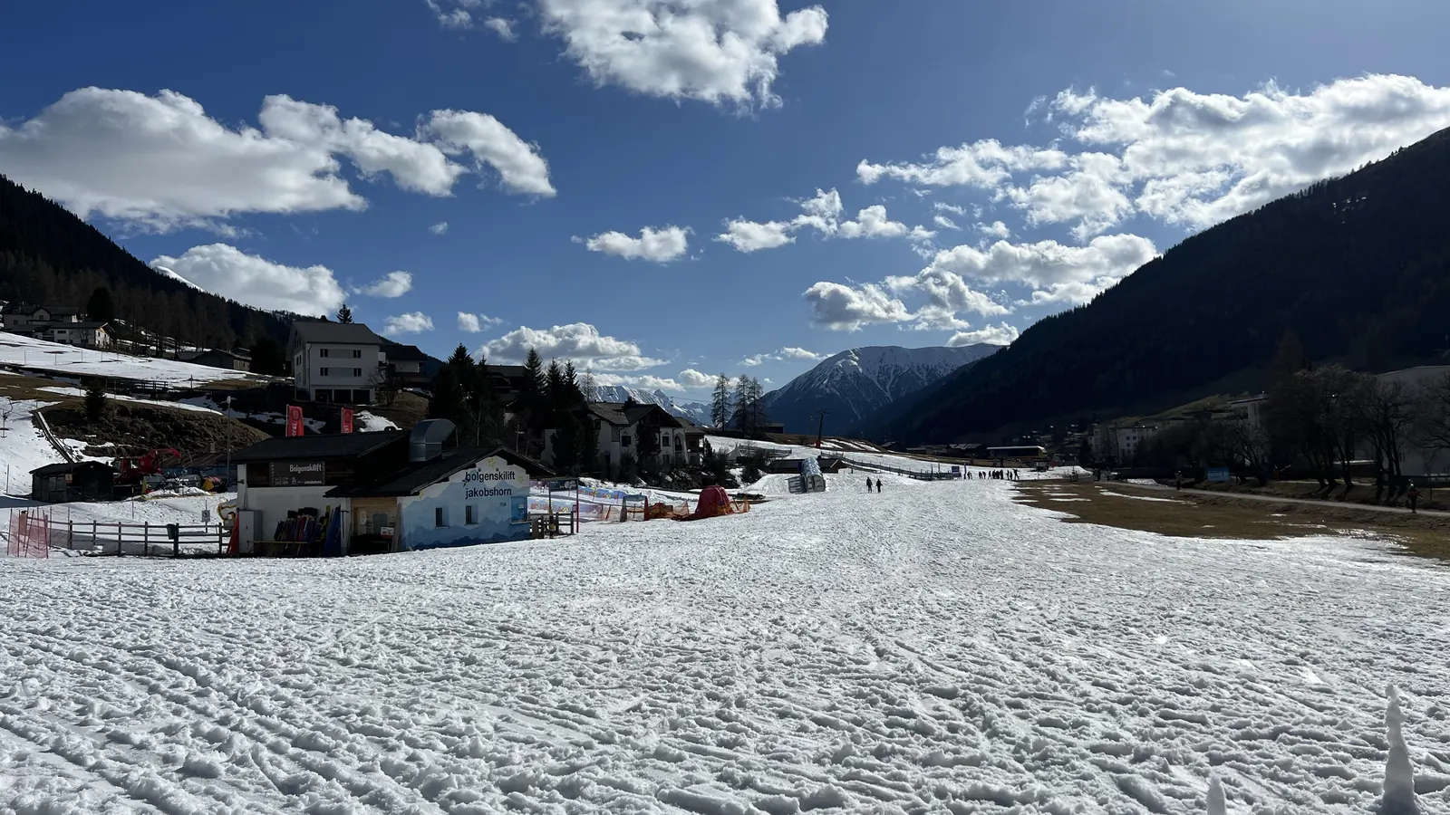 Verschneites Davos Dorf
