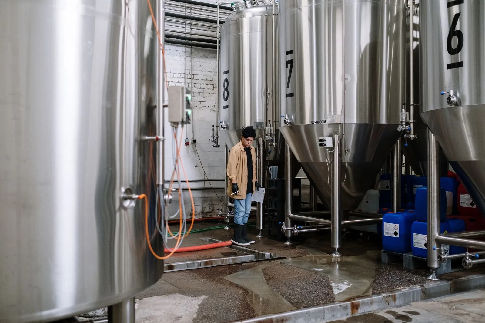 Gärtanks einer kleinen Brauerei (Symbolbild)